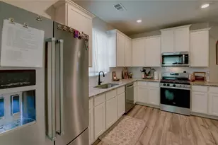 11032 Bass Creek Trl, Fort Worth, TX 76108 - Photo 7