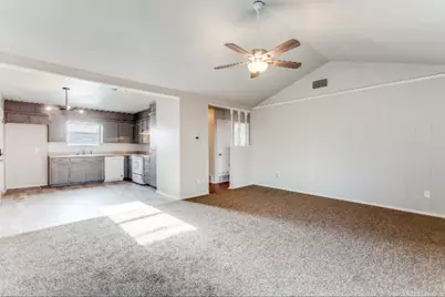 900 Skelly Street, Crowley, TX 76036 - Photo 5