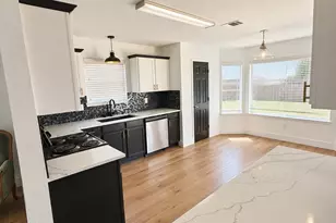 1334 Yukon Dr, Midlothian, TX 76065 - Photo 5