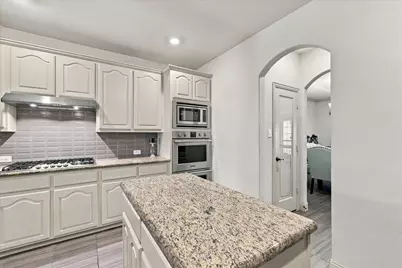 2912 Alta, Grand Prairie, TX 75054 - Photo 13