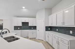6641 Happy Trails Dr, Dallas, TX 75241 - Photo 5