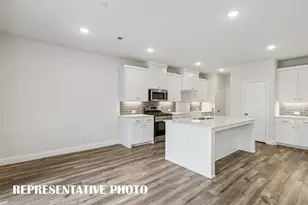3706 Pierce Ln, Grand Prairie, TX 75052 - Photo 5