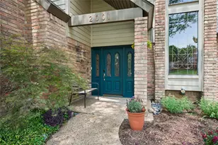 2001 Pebble Beach Ct, Richardson, TX 75082 - Photo 5