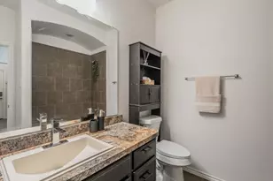 2840 Candace Dr, Grand Prairie, TX 75051 - Photo 25