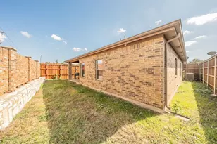 2840 Candace Dr, Grand Prairie, TX 75051 - Photo 35