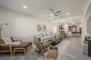 2840 Candace Dr, Grand Prairie, TX 75051 - Photo 15