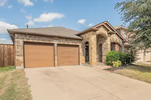 2840 Candace Dr, Grand Prairie, TX 75051 - Photo 3