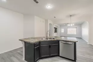 2840 Candace Dr, Grand Prairie, TX 75051 - Photo 11