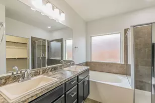 2840 Candace Dr, Grand Prairie, TX 75051 - Photo 21