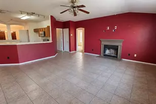 613 Redwing Dr, Saginaw, TX 76131 - Photo 11