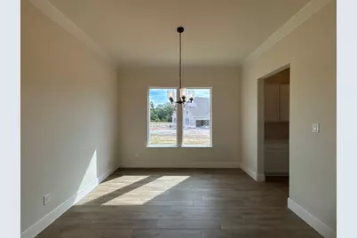 703 Deer Dale Court, Van Alstyne, TX 75495 - Photo 5