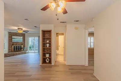 1724 Red Bud Lane, Euless, TX 76039 - Photo 11