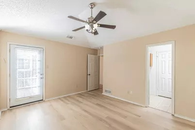 1724 Red Bud Lane, Euless, TX 76039 - Photo 23