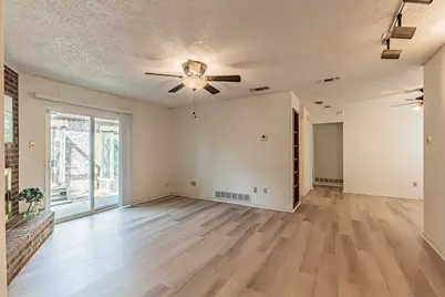 1724 Red Bud Lane, Euless, TX 76039 - Photo 7