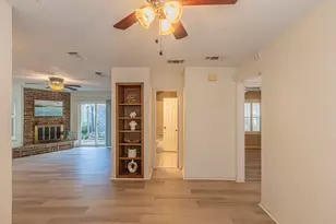 1724 Redbud Ln, Euless, TX 76039 - Photo 11
