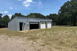 11417 Molly Mac Ln, Balch Springs, TX 75180 - Photo 1