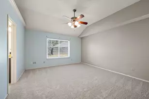 5645 Cancun Dr, North Richland Hills, TX 76180 - Photo 15