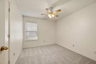5645 Cancun Dr, North Richland Hills, TX 76180 - Photo 19