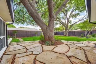 7142 Lakehurst Ave, Dallas, TX 75230 - Photo 25