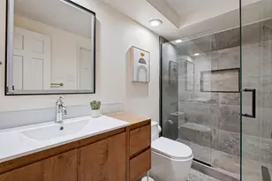 7142 Lakehurst Ave, Dallas, TX 75230 - Photo 23