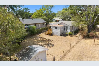 1718 S Fannin Avenue, Denison, TX 75020 - Photo 27