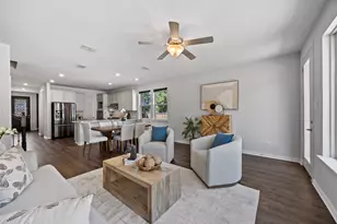 2501 Durango Dr, Carrollton, TX 75010 - Photo 11