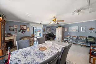 649 E Reindeer Rd, Lancaster, TX 75146 - Photo 5