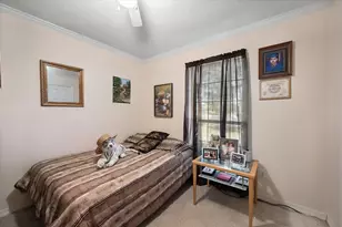 649 E Reindeer Rd, Lancaster, TX 75146 - Photo 13
