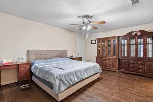 2102 Glenbrook Meadows Dr, Garland, TX 75040 - Photo 13