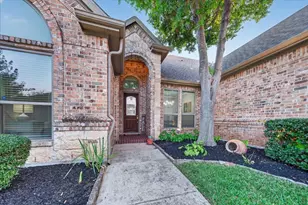 9116 Edgemont Dr, North Richland Hills, TX 76182 - Photo 3