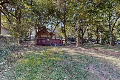 277 Creekwood Drive, Lancaster, TX 75146 - Photo 33
