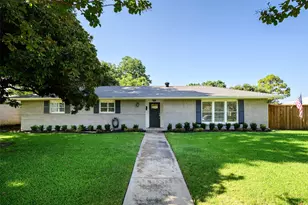 3216 Townsend Dr, Dallas, TX 75229 - Photo 1