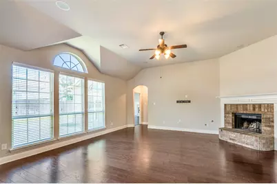 2812 Pino, Grand Prairie, TX 75054 - Photo 9