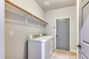2812 Pino, Grand Prairie, TX 75054 - Photo 19