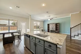 12201 Candle Island Dr, Frisco, TX 75036 - Photo 7