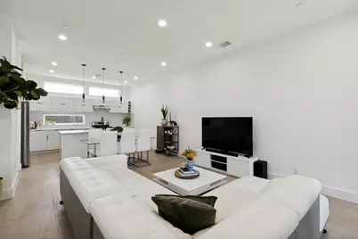 145 N Henderson Avenue #107, Dallas, TX 75214 - Photo 11