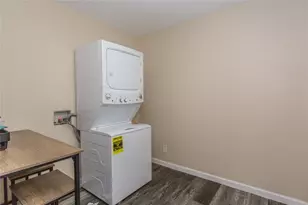 2669 Marfa Ave, Dallas, TX 75216 - Photo 9