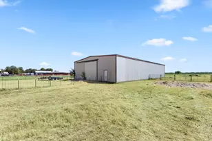 2991 Bell Rd S, Iowa Park, TX 76367 - Photo 19