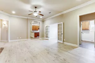 315 Castle Hill Dr, Burleson, TX 76028 - Photo 5