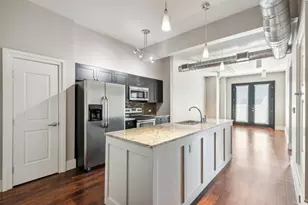 1000 Lipscomb St, Fort Worth, TX 76104 - Photo 5