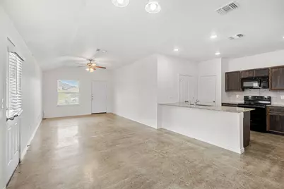 6011 Amelia Earhart Boulevard #B, Killeen, TX 76543 - Photo 3