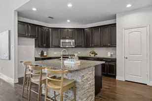 821 Llano Falls Dr, McKinney, TX 75071 - Photo 9