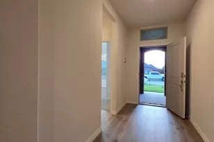 10108 Boxwood Wy, Aubrey, TX 76227 - Photo 3