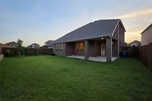 10108 Boxwood Wy, Aubrey, TX 76227 - Photo 17