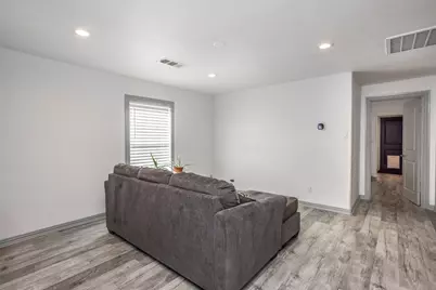 313 Fair Avenue, Gainesville, TX 76240 - Photo 9