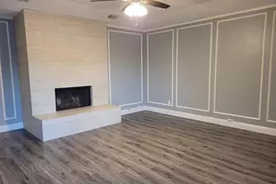 910 Boxwood Dr, Lewisville, TX 75067 - Photo 3