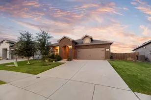 9621 Catclaw Ter, Fort Worth, TX 76036 - Photo 3