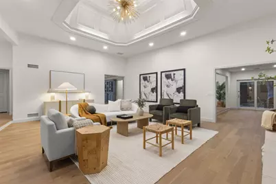9401 Shady Valley Drive, Dallas, TX 75238 - Photo 9