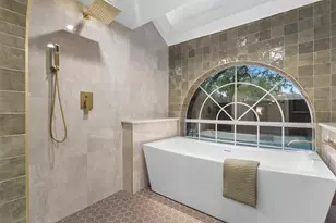 9401 Shady Valley Dr, Dallas, TX 75238 - Photo 27