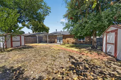 1305 Clark Trail, Grand Prairie, TX 75052 - Photo 23